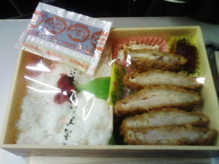 120324 ekiben blog-02.jpg